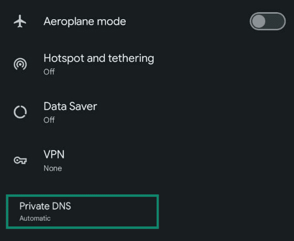 The Private DNS field highlighted within Android's Settings app.